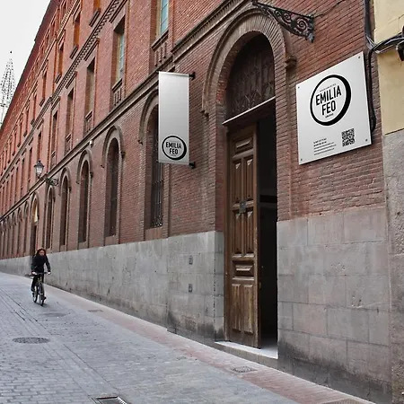 Apartment Emilia Feo Gotico Leon